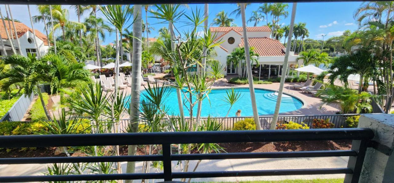 Dharma Home Suites Dania Beach At Sheridan Ocean Club Экстерьер фото