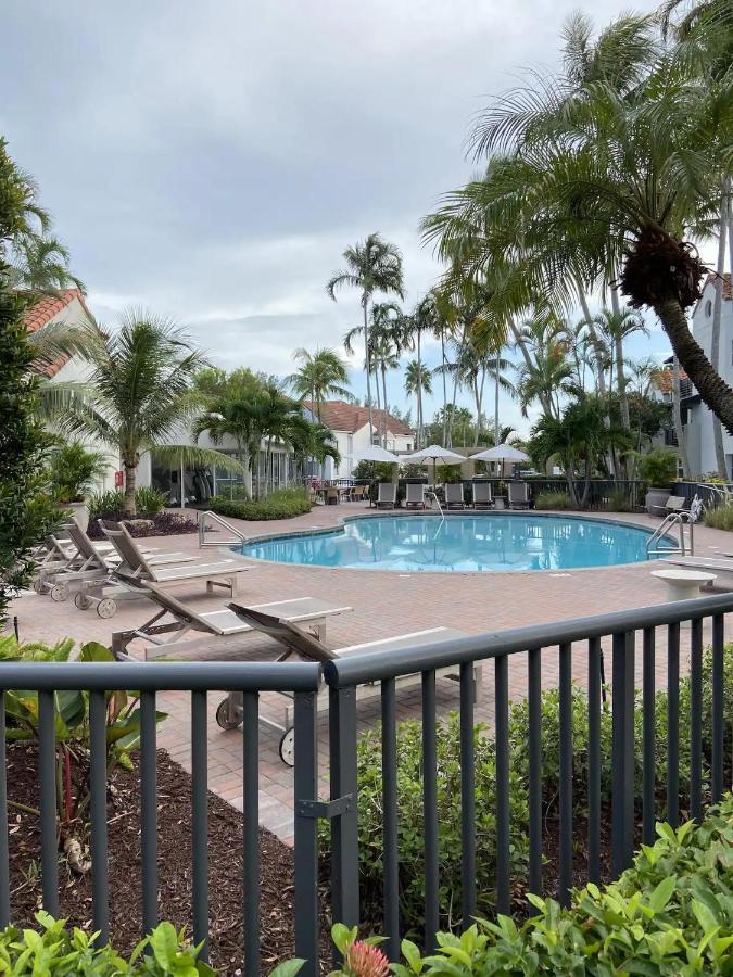 Dharma Home Suites Dania Beach At Sheridan Ocean Club Экстерьер фото