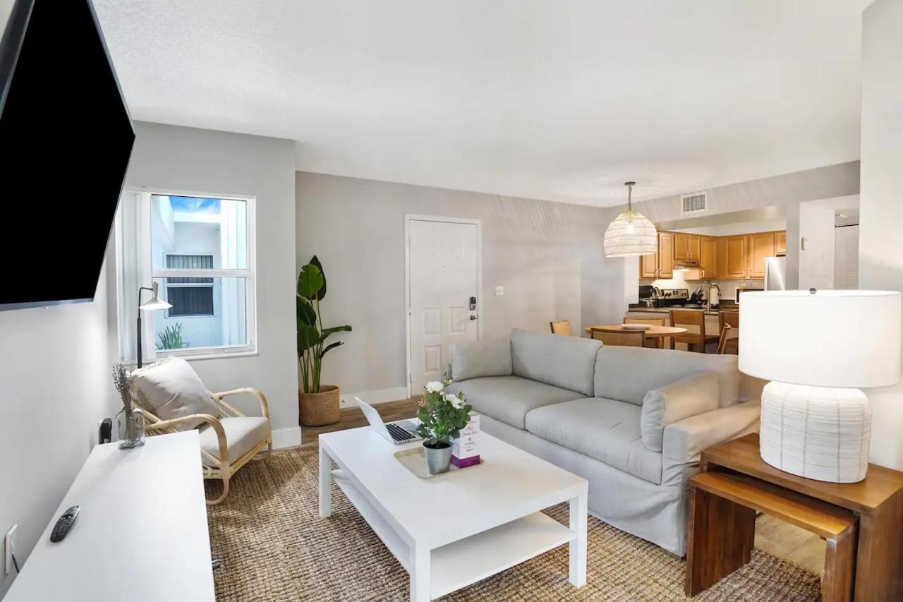 Dharma Home Suites Dania Beach At Sheridan Ocean Club Экстерьер фото